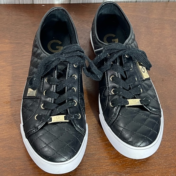 G by Guess Black Lace Up Shoes - Picture 3 of 9